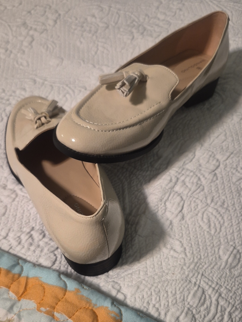 Bandolino Cream Patent Tassel Loafers